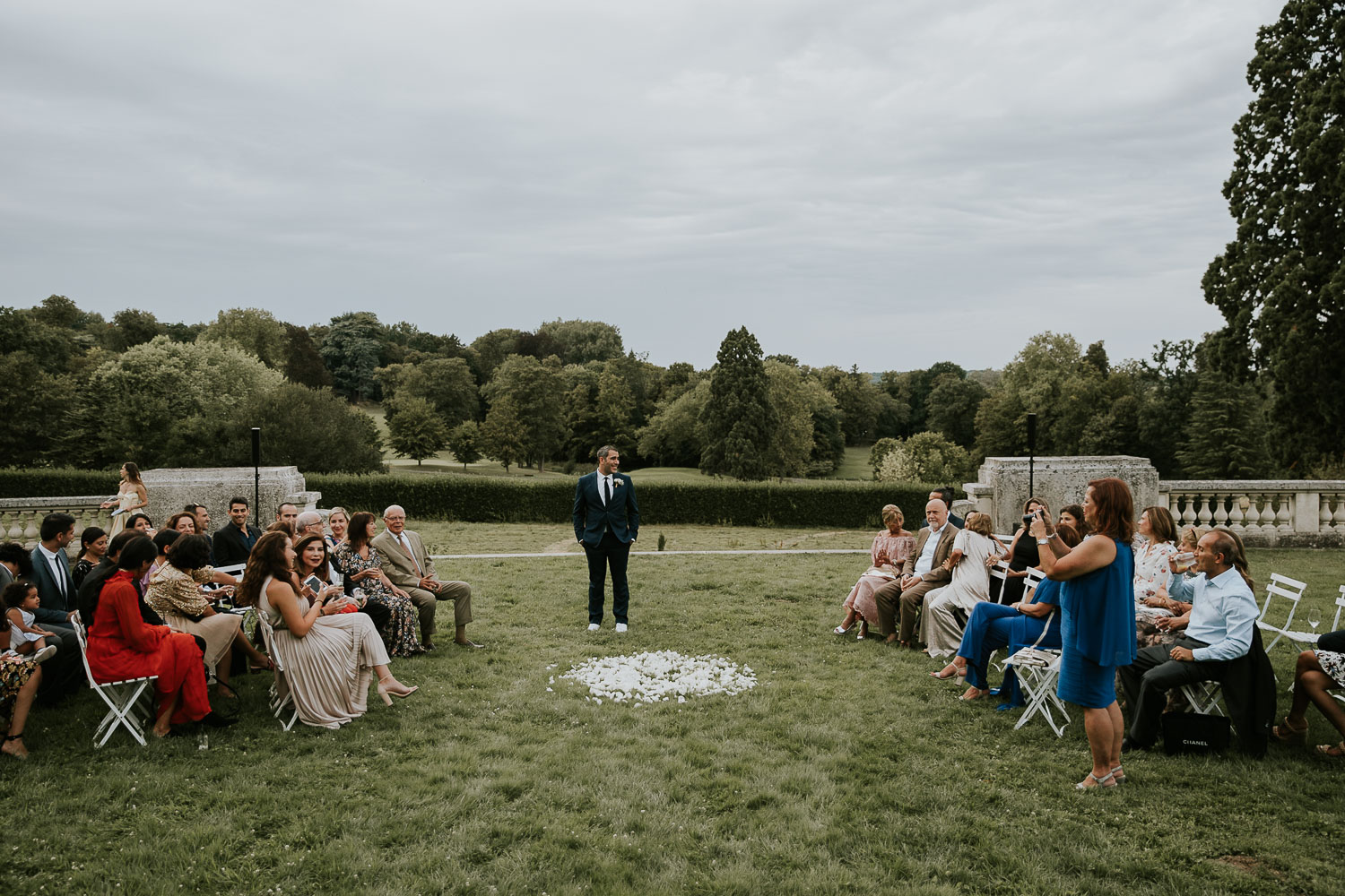 chateau-bouffemont-outdoor-wedding-106