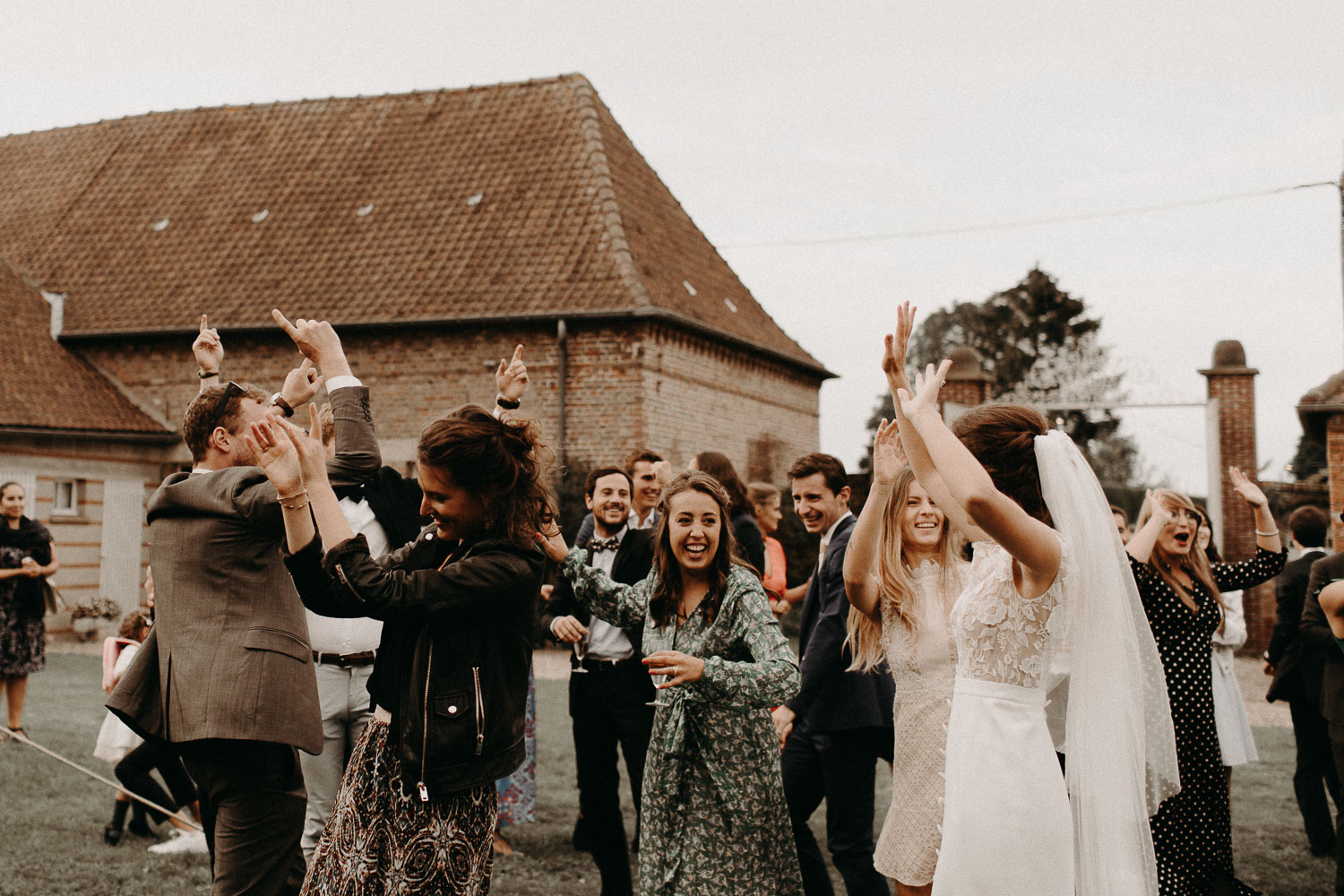 Mariage bohème Picardie cirque