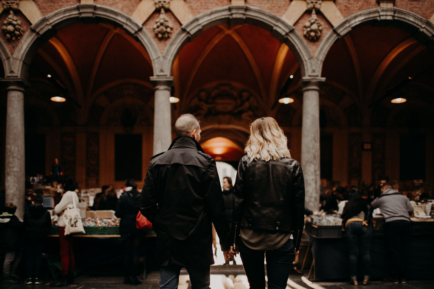 seance-couple-vieux-lille-engagement-photographe-lifestyle-nord-20